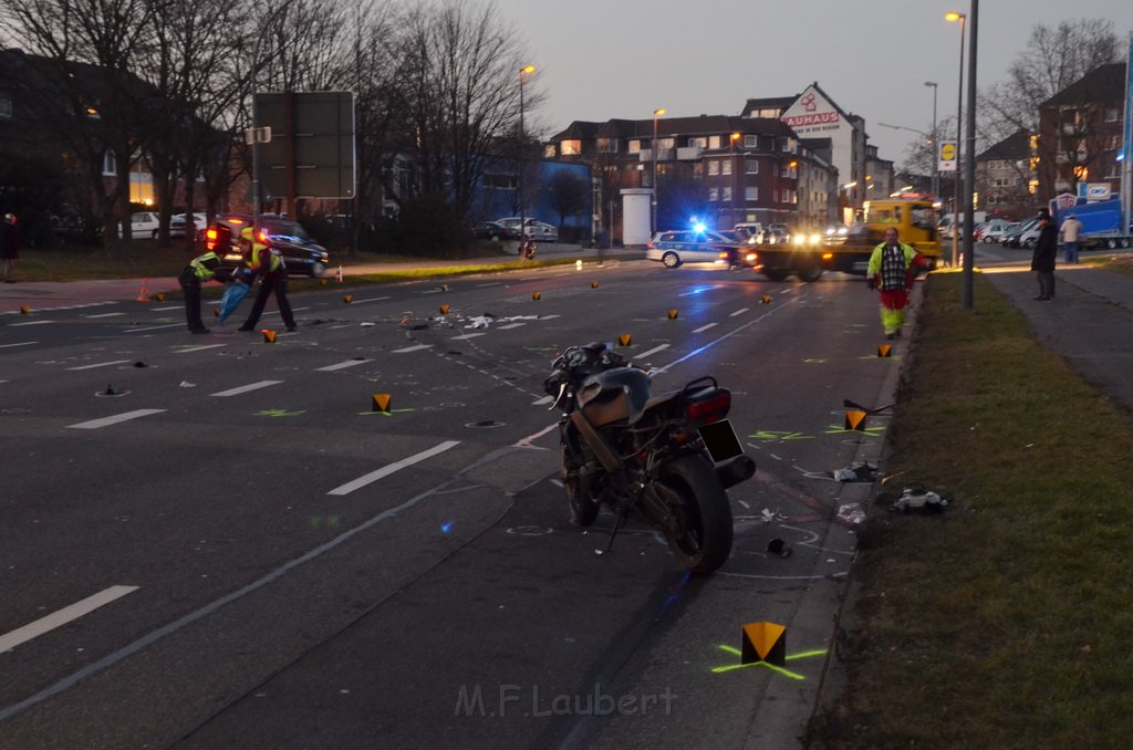 VU Krad Pkw Koeln Gremberg Rolshoverstr P158.JPG - Miklos Laubert